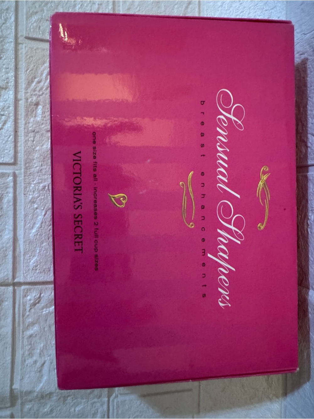 VICTORIA'S SECRET SENSUAL SHAPERS BREAST ENHANCERS cream